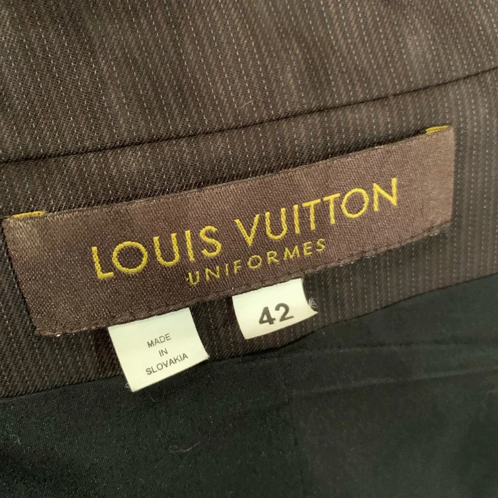 Designer Louis Vuitton brown blazer orange lining - Picture 3 of 7